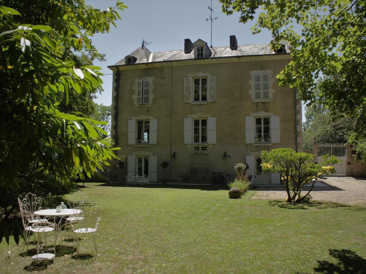 Chambre D'Hotes Les Rives De La Tronne Mer Exteriör bild