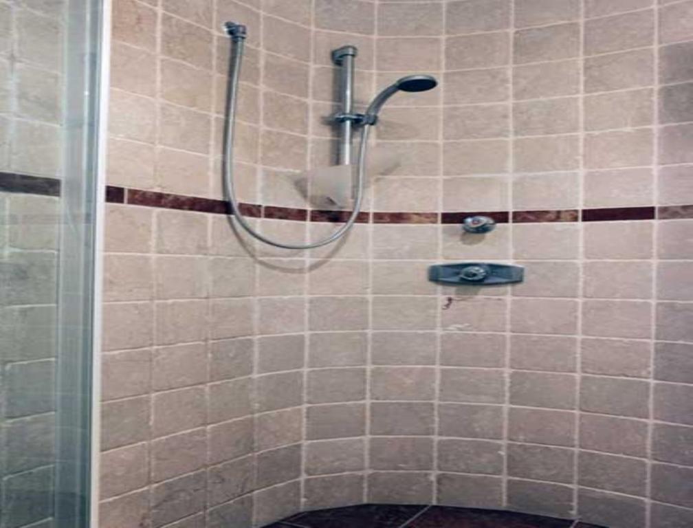 Chambre D'Hotes Les Rives De La Tronne Mer Exteriör bild