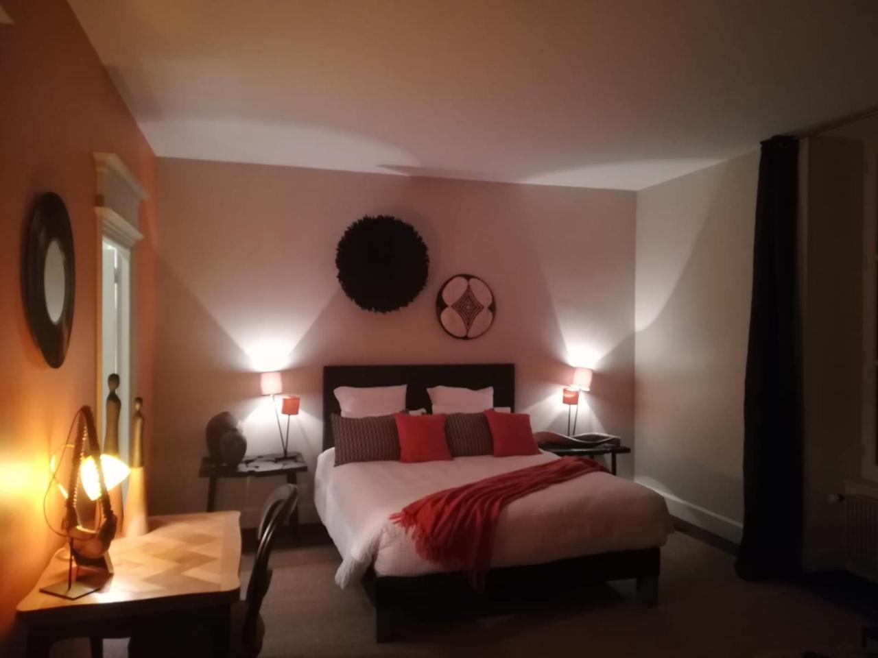 Chambre D'Hotes Les Rives De La Tronne Mer Exteriör bild