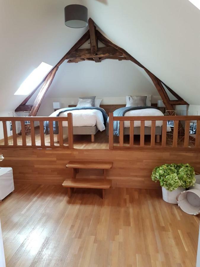 Chambre D'Hotes Les Rives De La Tronne Mer Exteriör bild